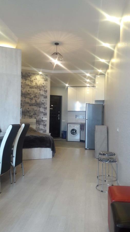 Batumi Apartamento Exterior foto